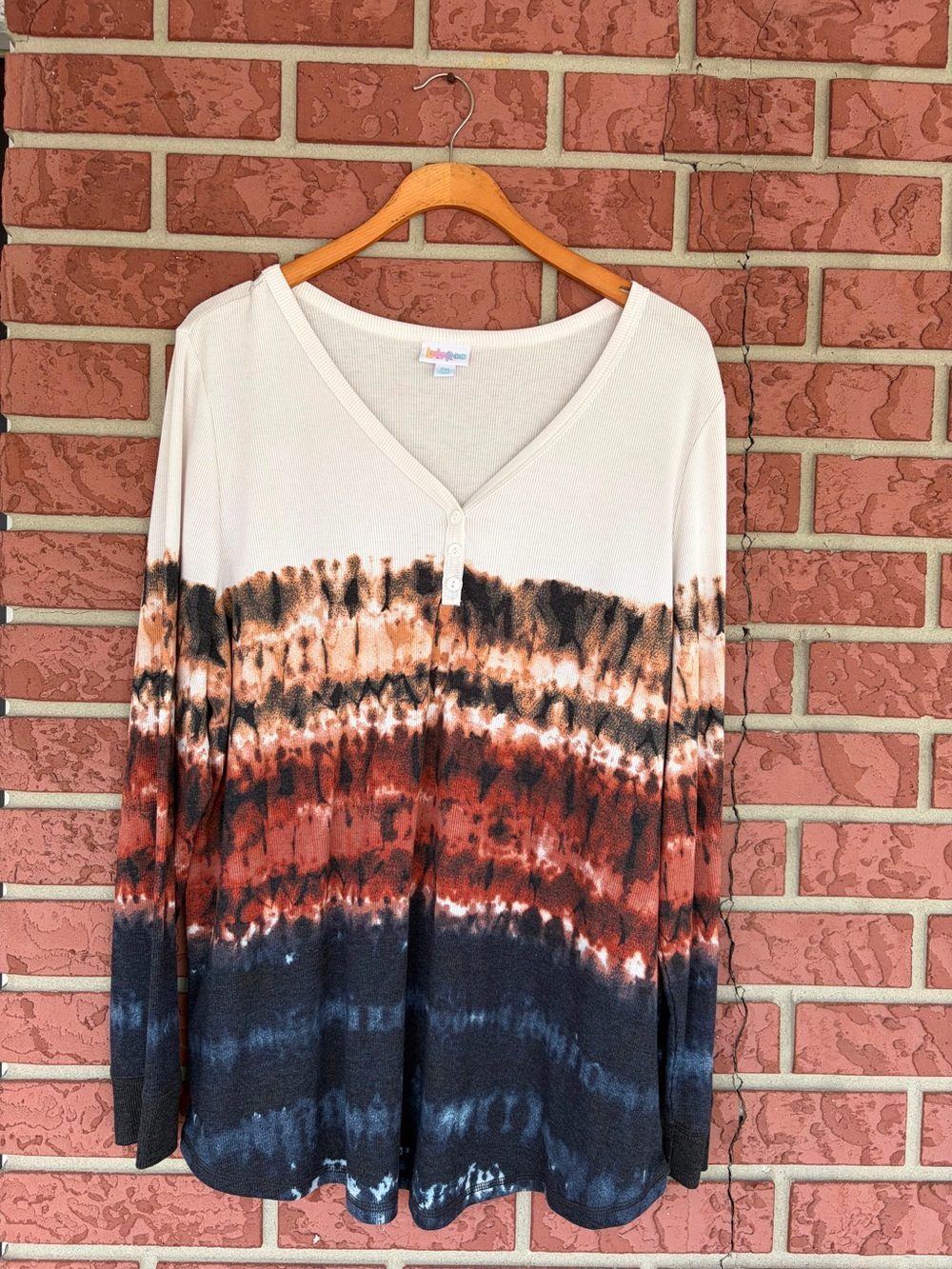 LuLaRoe Long Sleeve V-Neck Tie-Dye Top - Cream, Rust, Black